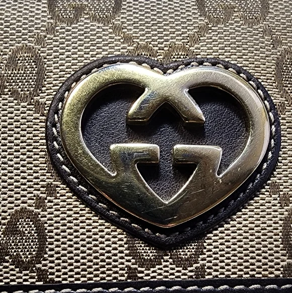 GUCCI Heart Series GG Monogram Long Wallet EUC - Picture 6 of 15